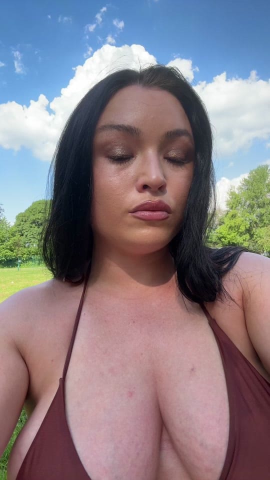 Post 4 by Chelsea Browne on TikTok (video)