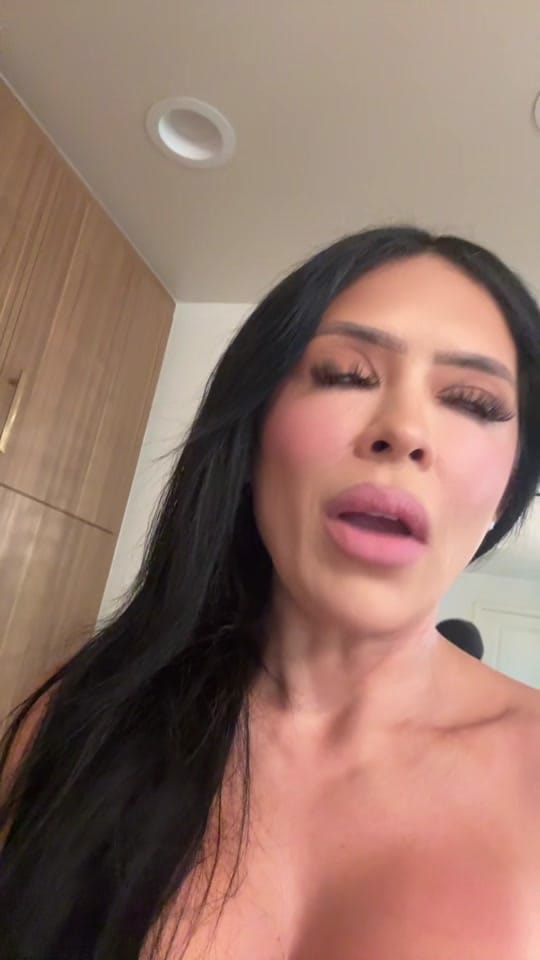 Post 4 by Chelsea Pagnini on TikTok (video)