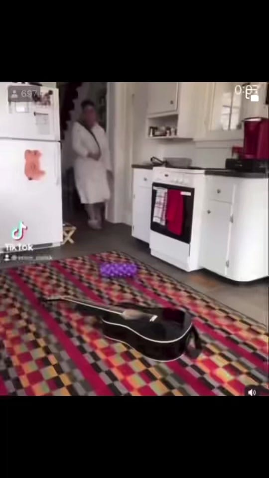 Post 9 by Sunshine on TikTok (video)