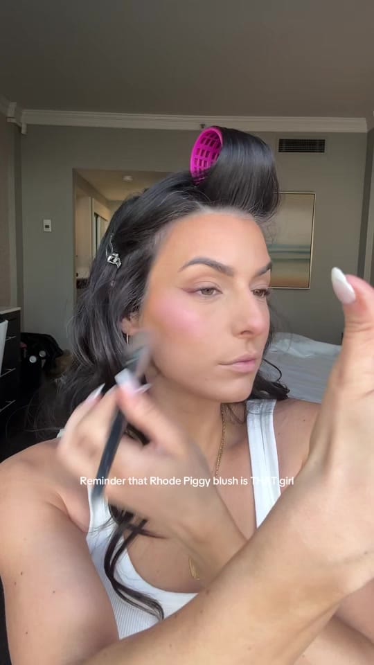 Post 1 by samantha | PRO MUA on TikTok (video)
