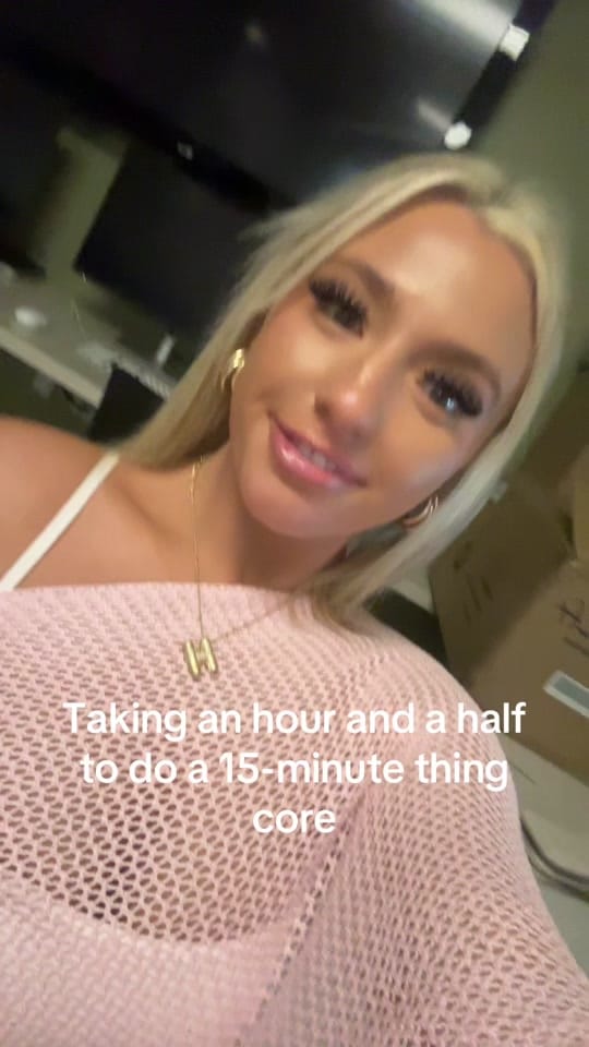 Post 8 by The annoying orange 😟 on TikTok (video)
