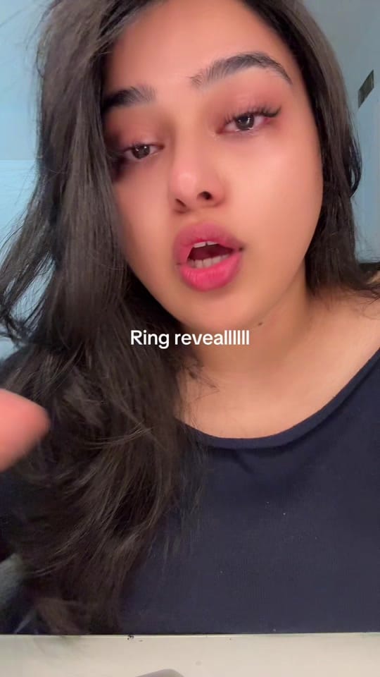 Post 3 by Ayesha Memon on TikTok (video)