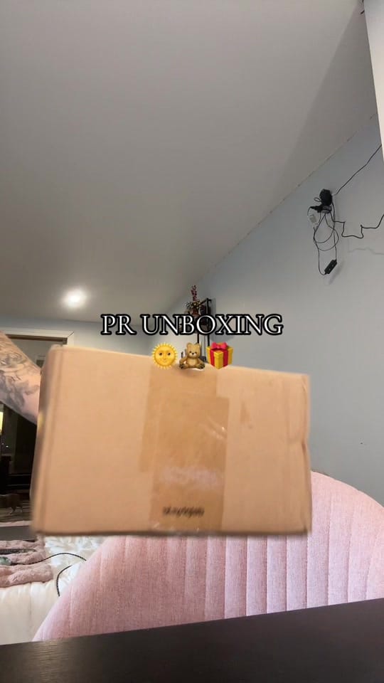 Post 10 by Sarah🦋Content Creator on TikTok (video)