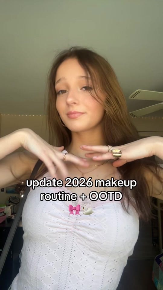 Post 5 by Sarah🦋Content Creator on TikTok (video)