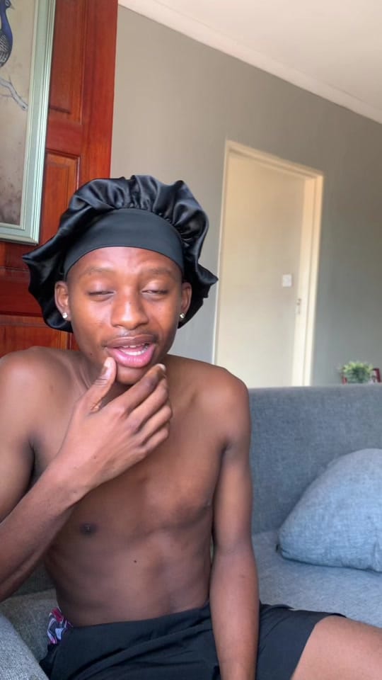 Post 6 by yòur _böy_ léshwrldwidê on TikTok (video)