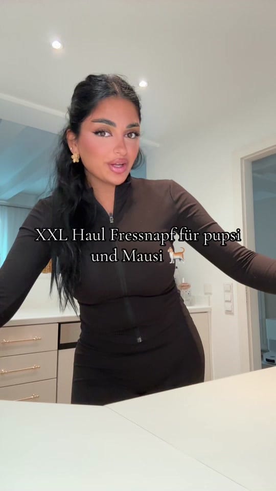 Post 2 by 𝑲𝒂𝒖𝒔𝒂𝒓𝒚𝒂𝒂𝒓𝒂𝒃𝒊𝒄 on TikTok (video)