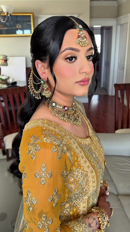 Post 1 by MKK Beauty on TikTok (video)