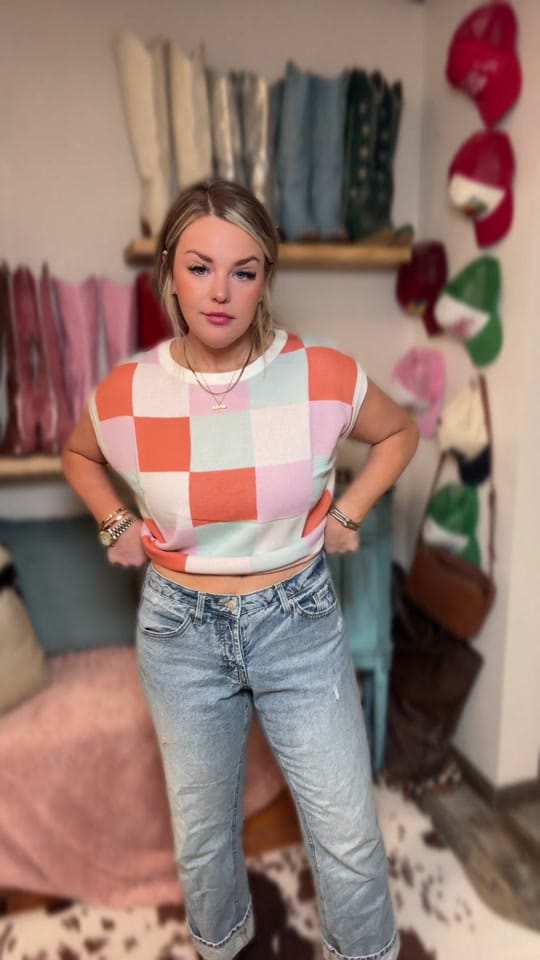 Post 2 by Chelsea 💓 on TikTok (video)