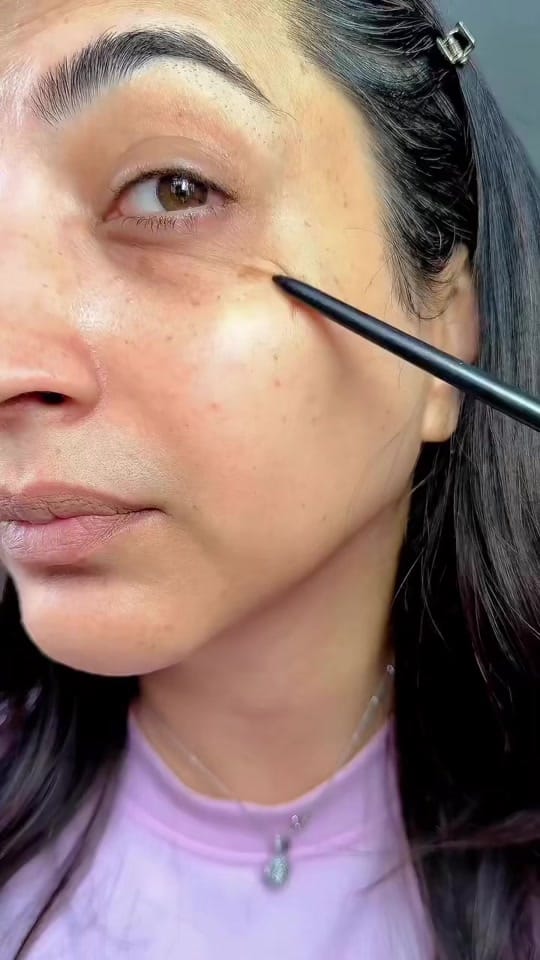 Post 2 by Rubab Bukhari on TikTok (video)