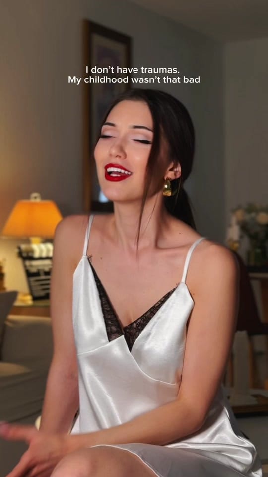 Post 3 by eleonor on TikTok (video)