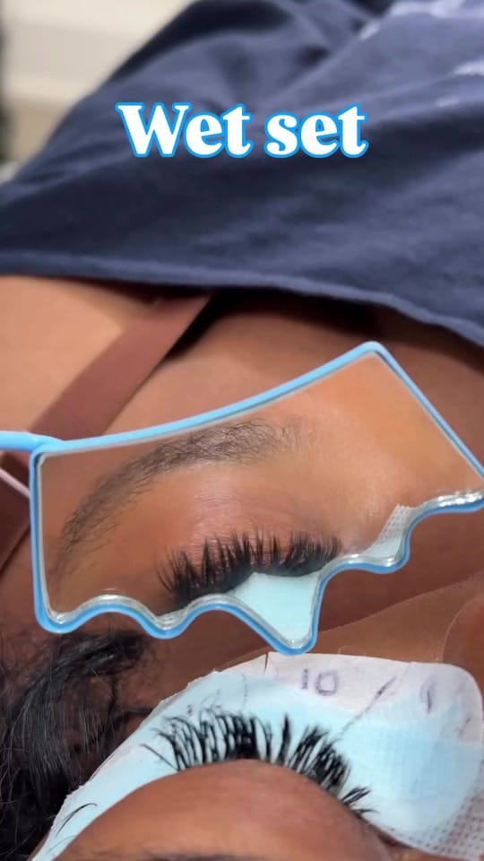 Post 3 by Olivia | Lashes,Brows & Waxing on TikTok (video)