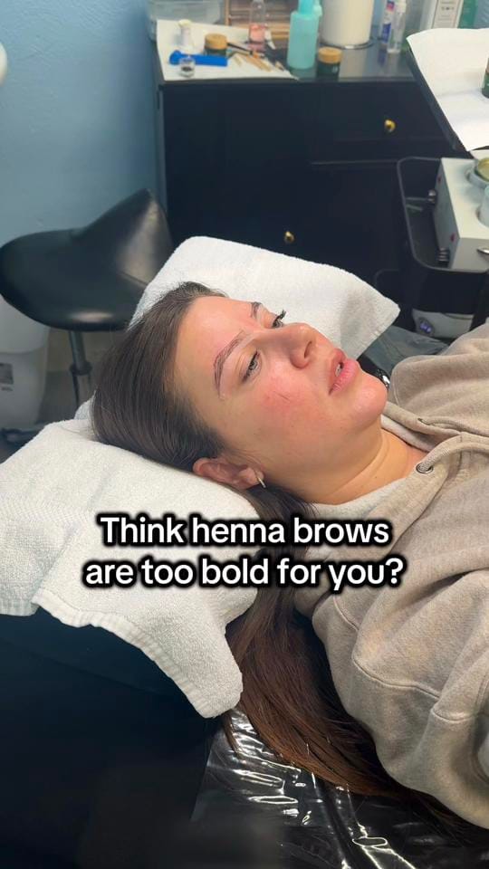 Post 8 by Olivia | Lashes,Brows & Waxing on TikTok (video)