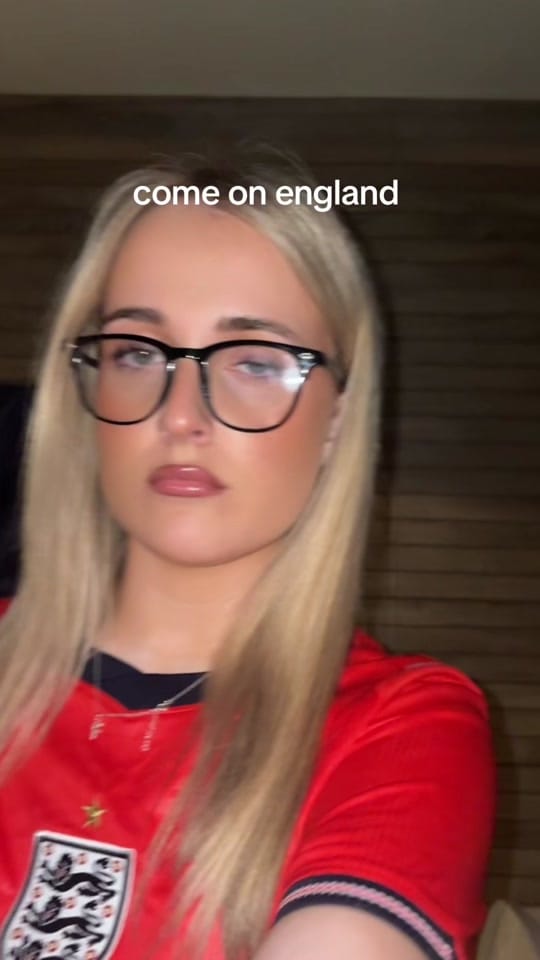 Post 1 by Freya Robinson on TikTok (video)