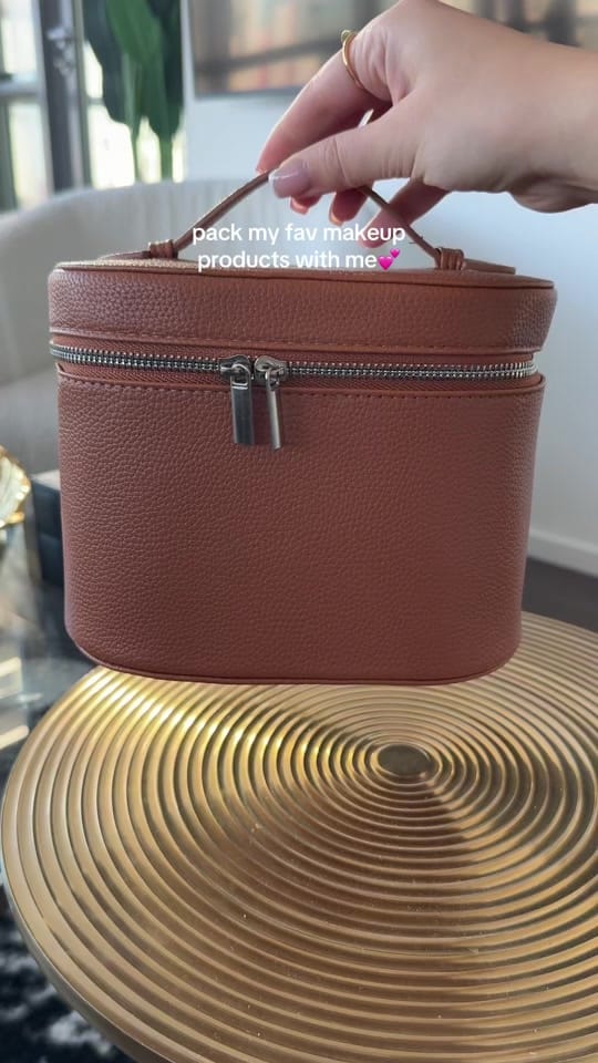 Post 3 by danadiaries on TikTok (video)