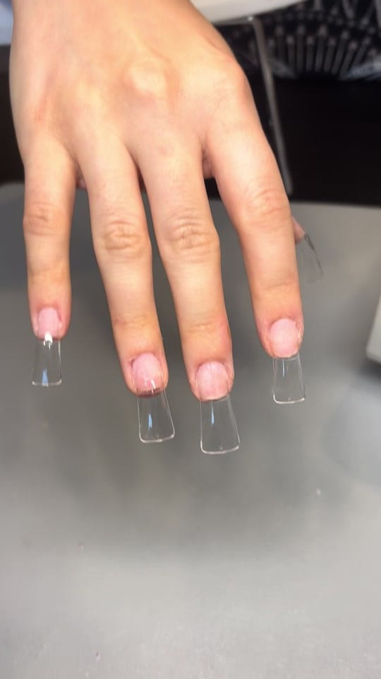 Post 6 by tehrantonails.xo on TikTok (video)