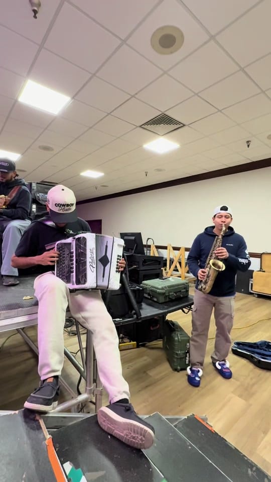 Post 8 by adverzo on TikTok (video)