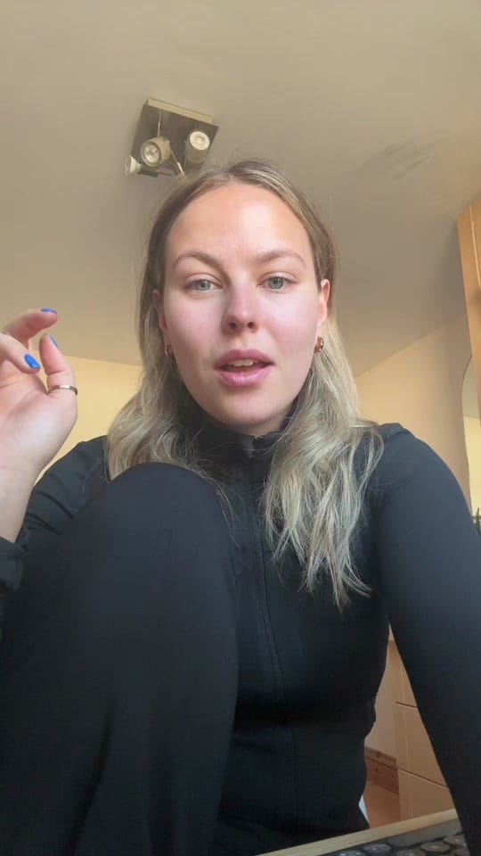 Post 6 by Izzy ⚡️🩹🌆 on TikTok (video)