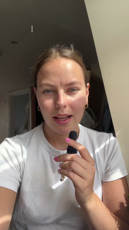Post 9 by Izzy ⚡️🩹🌆 on TikTok (video)