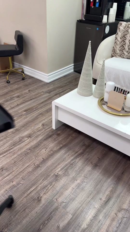 Post 9 by ASHLEEYBEAUTY on TikTok (video)