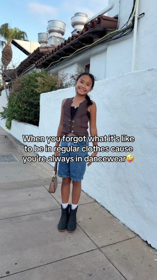 Post 1 by Scarlett Rae Elegado on TikTok (video)