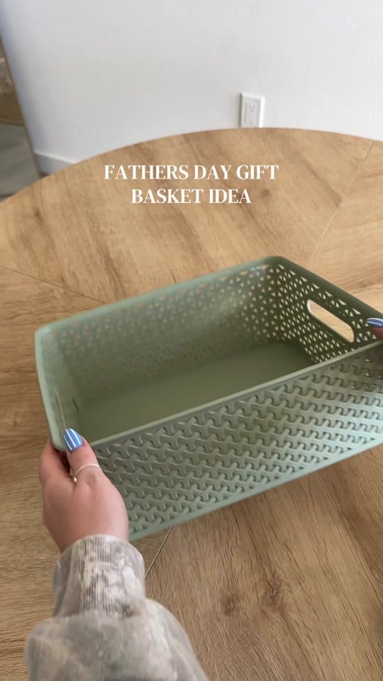 Post 4 by chels on TikTok (video)