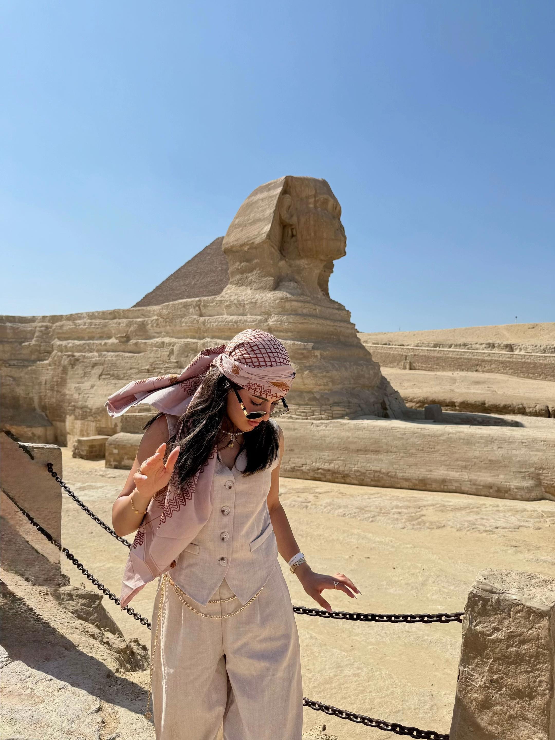 Post 10 by Amina | أمينة on TikTok (video)