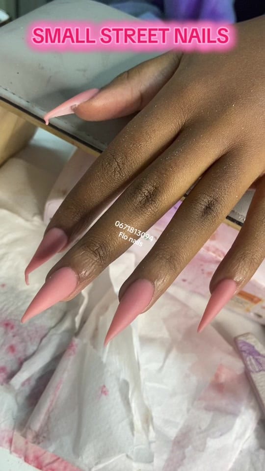 Post 10 by FLO NAILS on TikTok (video)