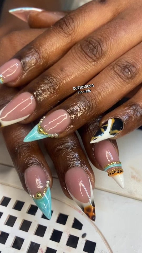 Post 1 by FLO NAILS on TikTok (video)