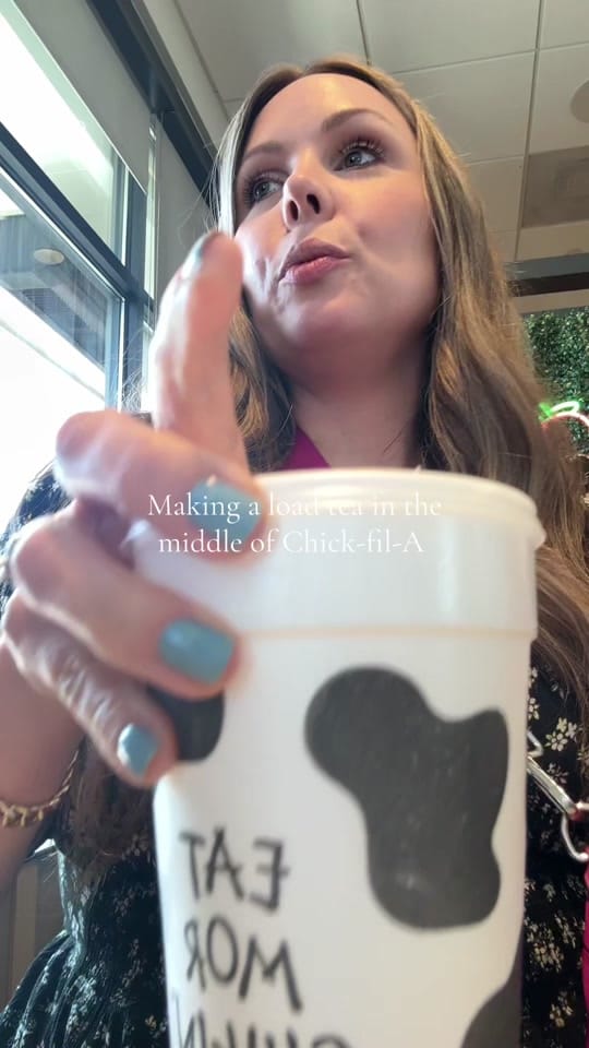 Post 2 by Chelsea Krafchak on TikTok (video)