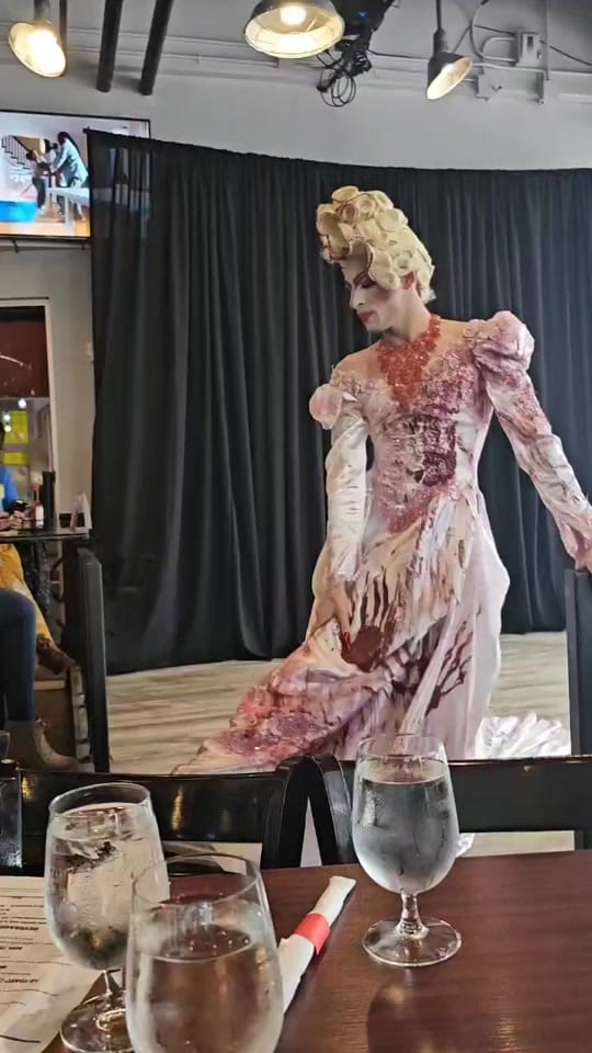 Post 4 by Maria Twampson on TikTok (video)