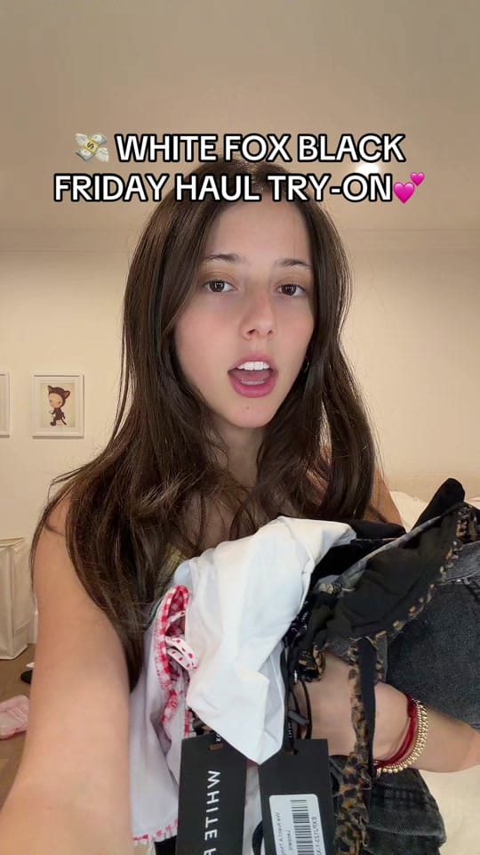 Post 9 by Chelsea❤︎︎ on TikTok (video)