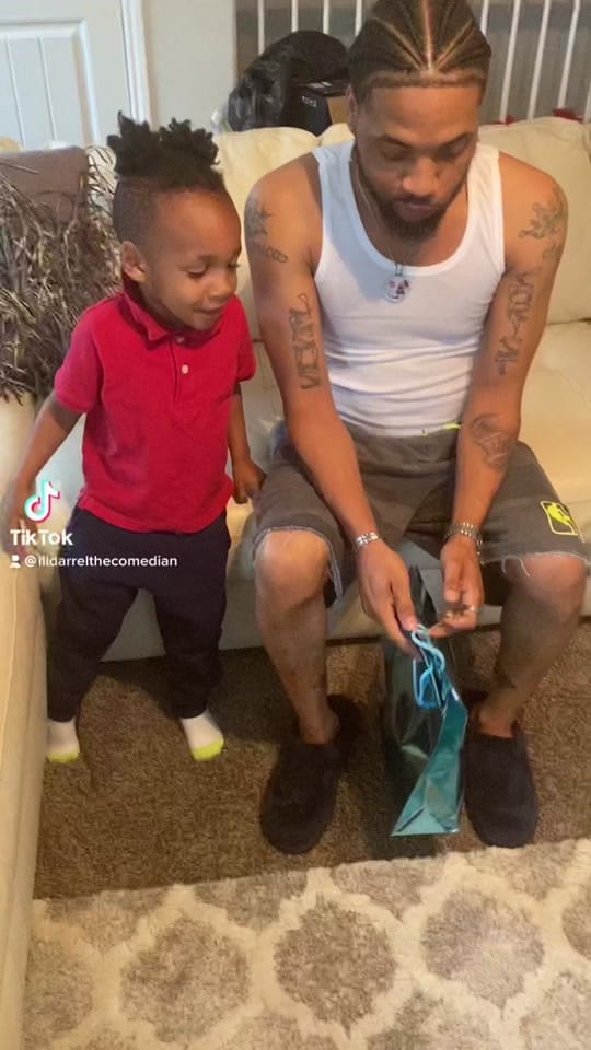 Post 9 by LilDarrelTheComedian on TikTok (video)