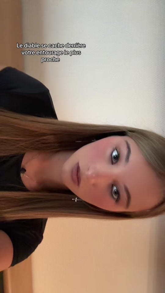 Post 9 by Chels 🎀 on TikTok (video)