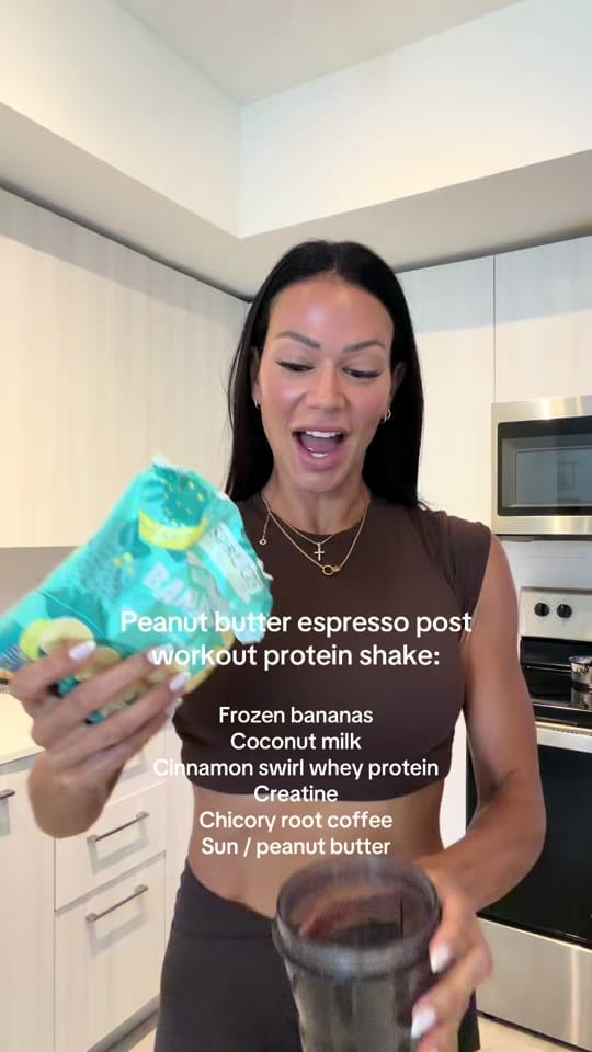 Post 1 by Adriana G on TikTok (video)