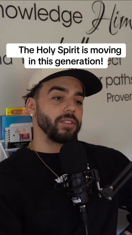 Post 6 by Issan Chavarria on TikTok (video)