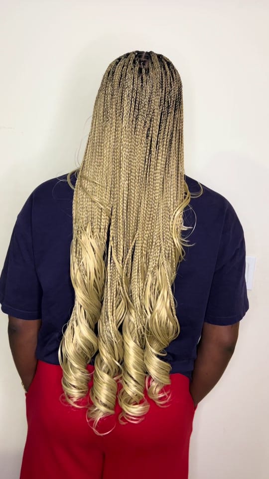 Post 5 by beautybyinnes on TikTok (video)