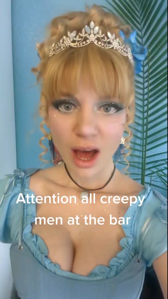 Post 9 by Aura on TikTok (video)