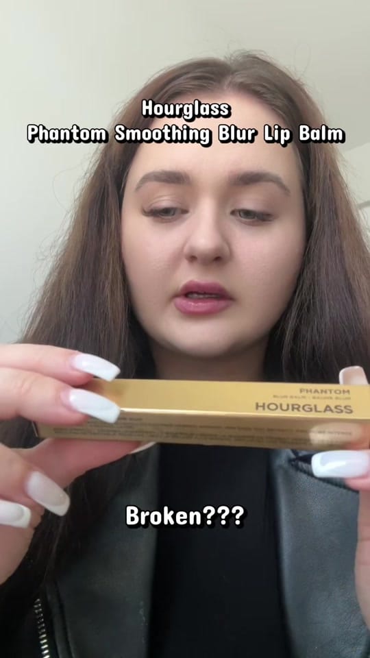 Post 4 by Lulu Waif on TikTok (video)