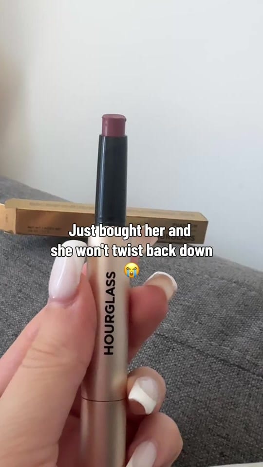 Post 3 by Lulu Waif on TikTok (video)