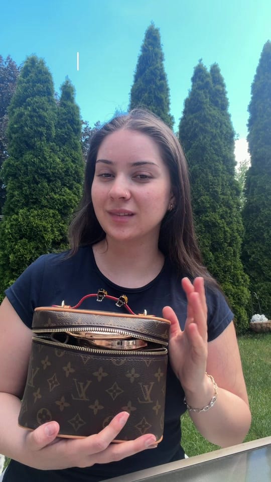 Post 1 by Sophi on TikTok (video)