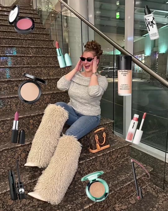 Post 10 by Eleni on TikTok (video)