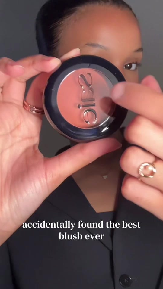 Post 5 by d&j on TikTok (video)