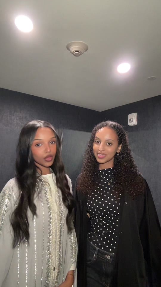 Post 1 by d&j on TikTok (video)