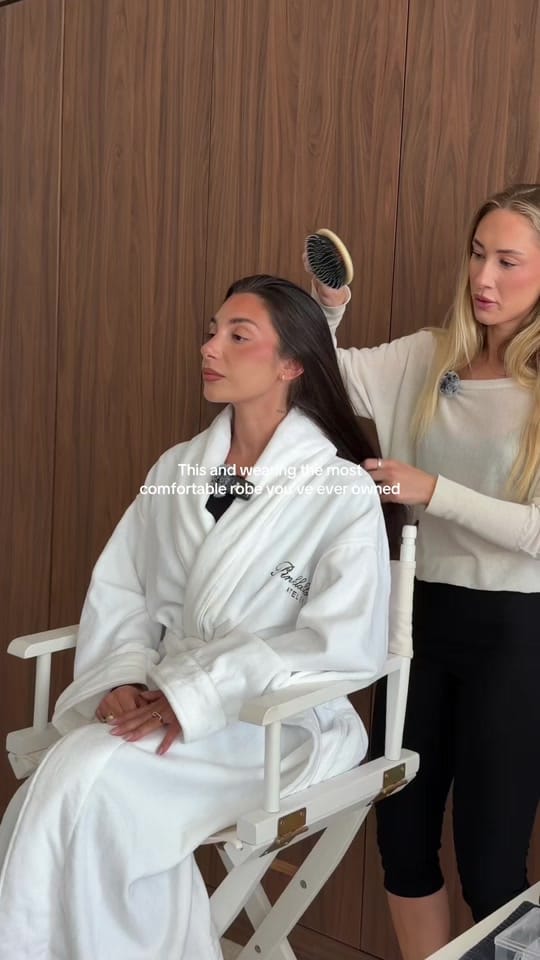 Post 1 by Pinklablondeclub on TikTok (video)