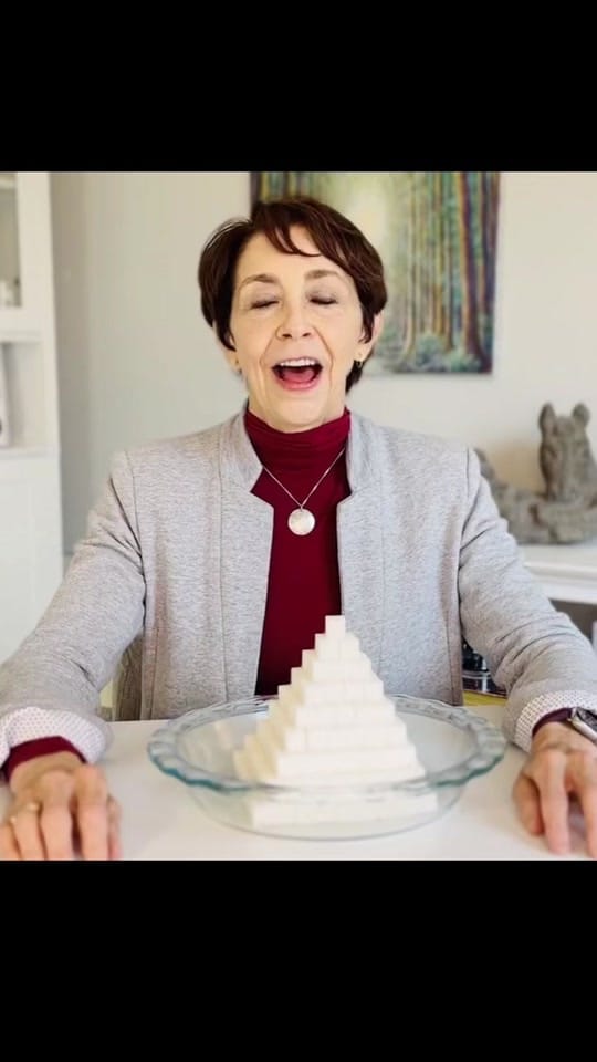 Post 10 by Martha Beck on TikTok (video)