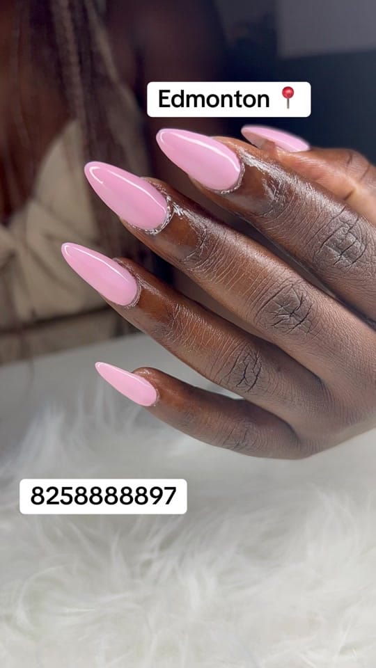 Post 2 by Edmonton Nail and wig 🇨🇲🇨🇦 on TikTok (video)