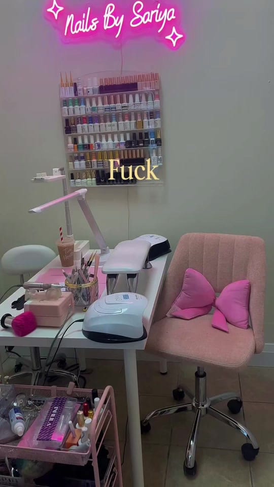 Post 7 by Nailsbysariya🇨🇦| Mississauga on TikTok (video)