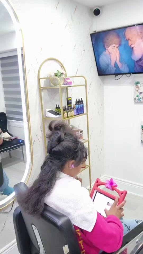 Post 6 by KAYS LAVISH BEAUTY on TikTok (video)
