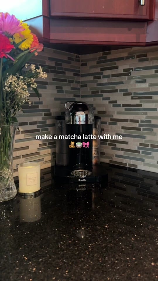 Post 10 by alese♡ on TikTok (video)