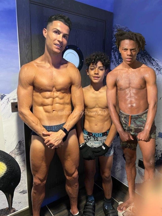 Post 5 by 😷 on TikTok (video)